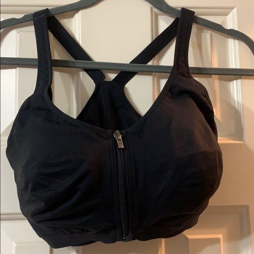Victoria’s Secret Knockout Black Sports Bra